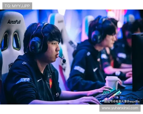 FPX在精英赛中的表现分析与状态评估探讨 FPX在精英赛中的表现分析与状态评估探讨