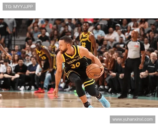 2017年马刺勇士季后赛第三场精彩对决回顾与分析