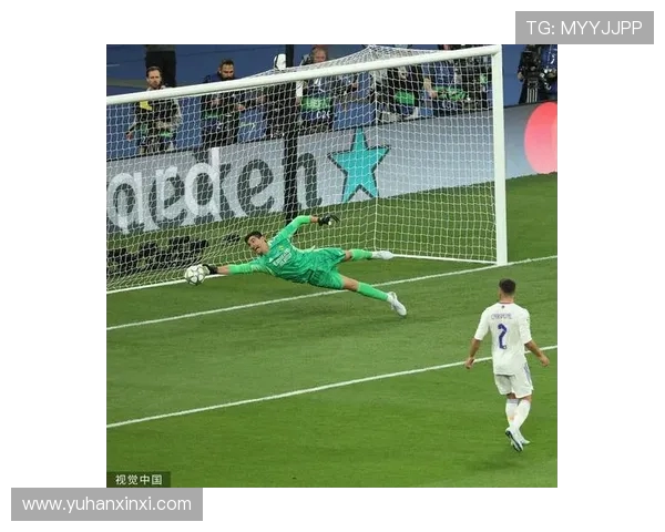 库尔图瓦的守门传奇:从青涩少年到世界顶级门将的成长之路 库尔图瓦的守门传奇:从青涩少年到世界顶级门将的成长之路