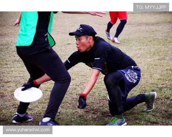 重庆飞盘队在全国街舞大赛中的精彩表现与成长历程全景回顾 重庆飞盘队在全国街舞大赛中的精彩表现与成长历程全景回顾